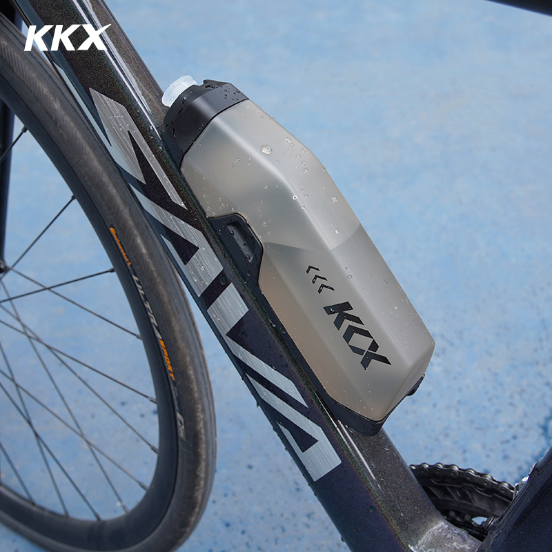 Cycling Gear And Accessories - Garrafa de Água Aerodinâmica KKX 610ml